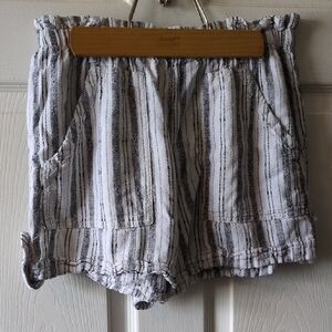 Time and Tru Black and White Striped Women's Cargo Shorts